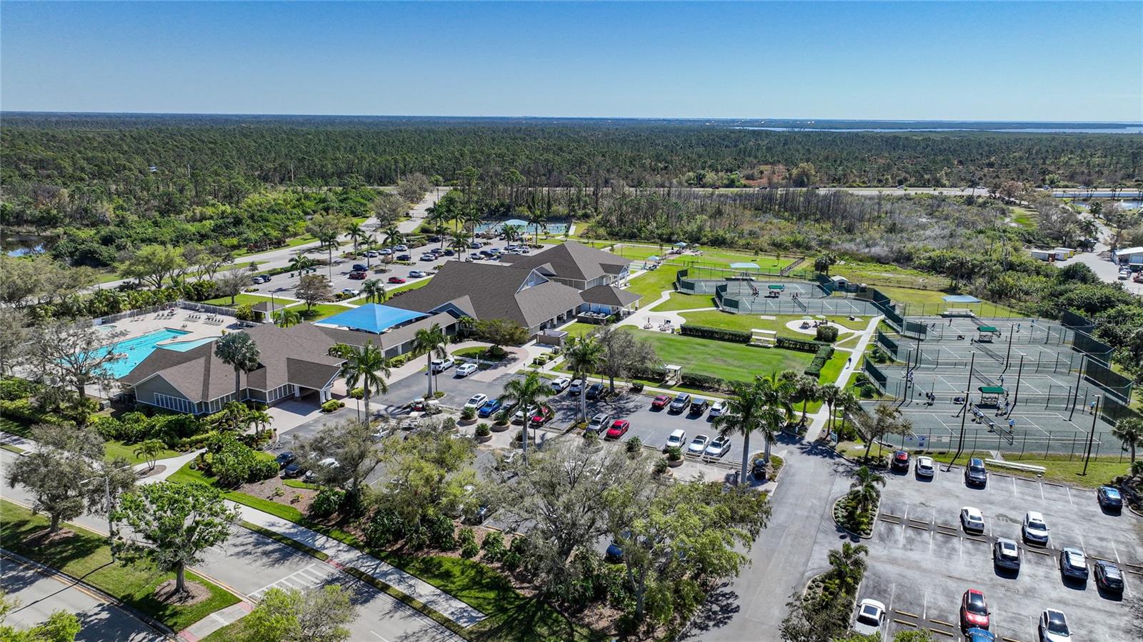 4693 CLUB DR #202, PORT CHARLOTTE, FL, 33953