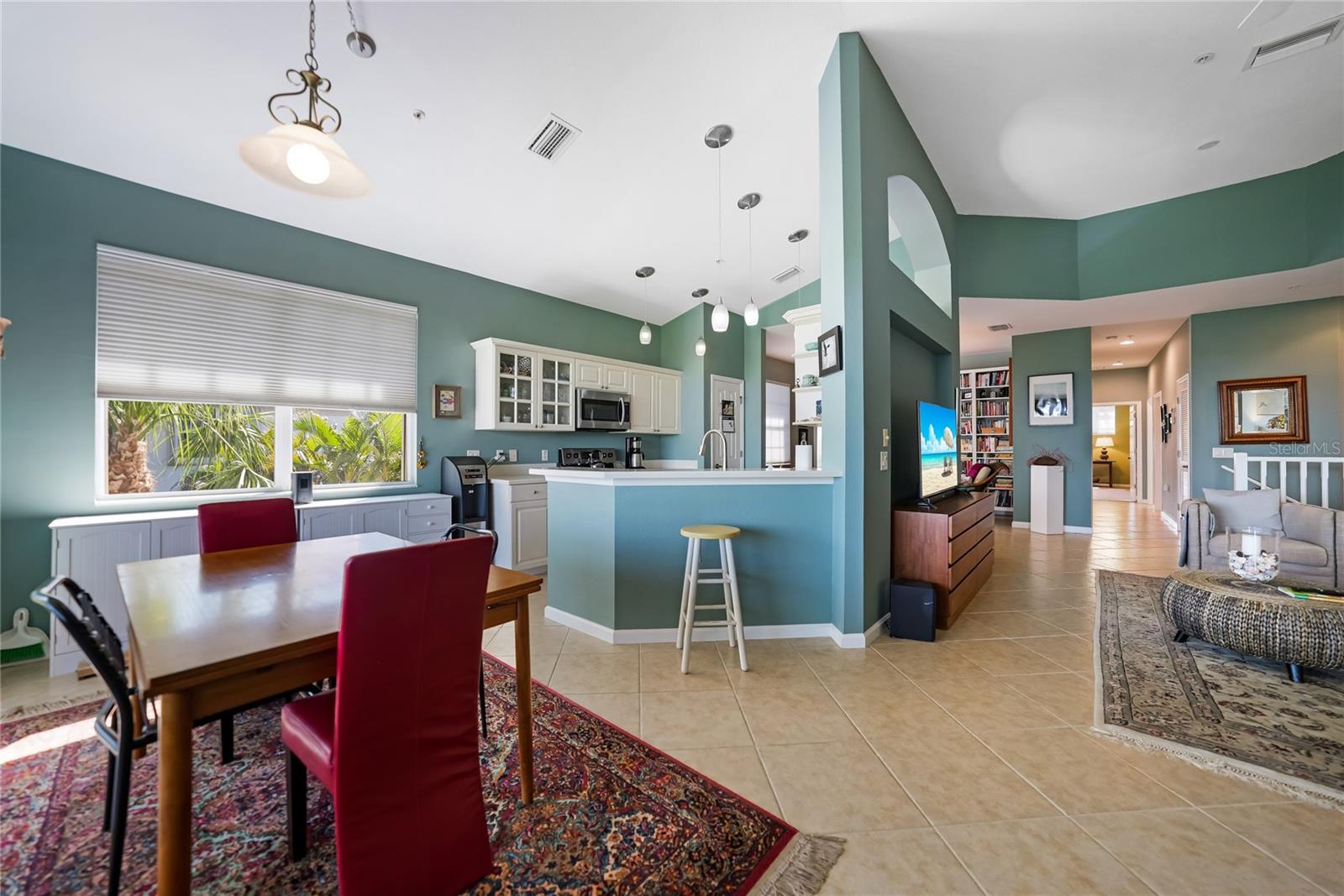 4693 CLUB DR #202, PORT CHARLOTTE, FL, 33953