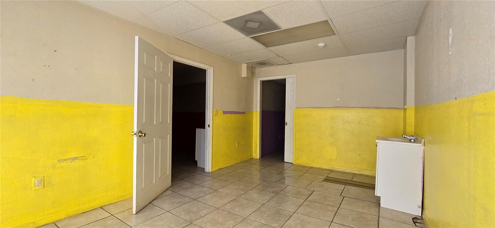 144 E ORANGE AVE, LAKE WALES, FL, 33853