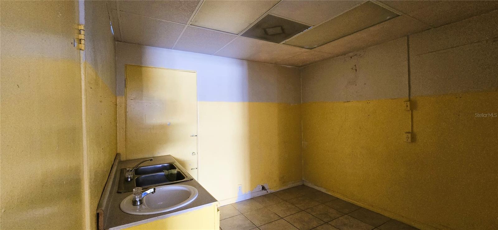 144 E ORANGE AVE, LAKE WALES, FL, 33853