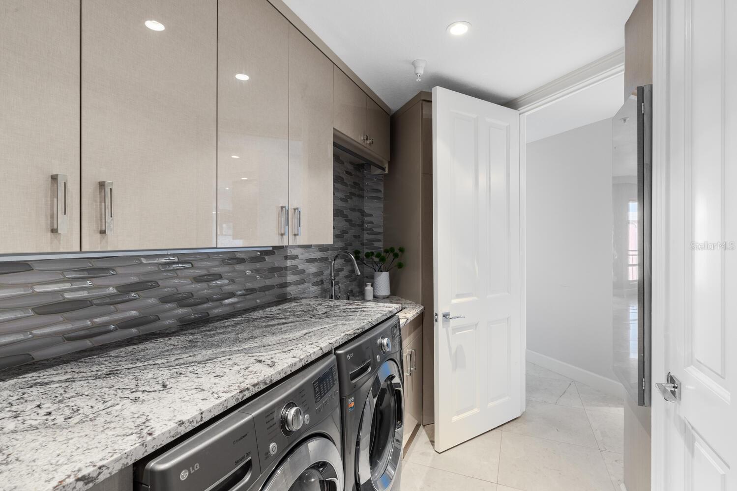 A4601273 Property Photo