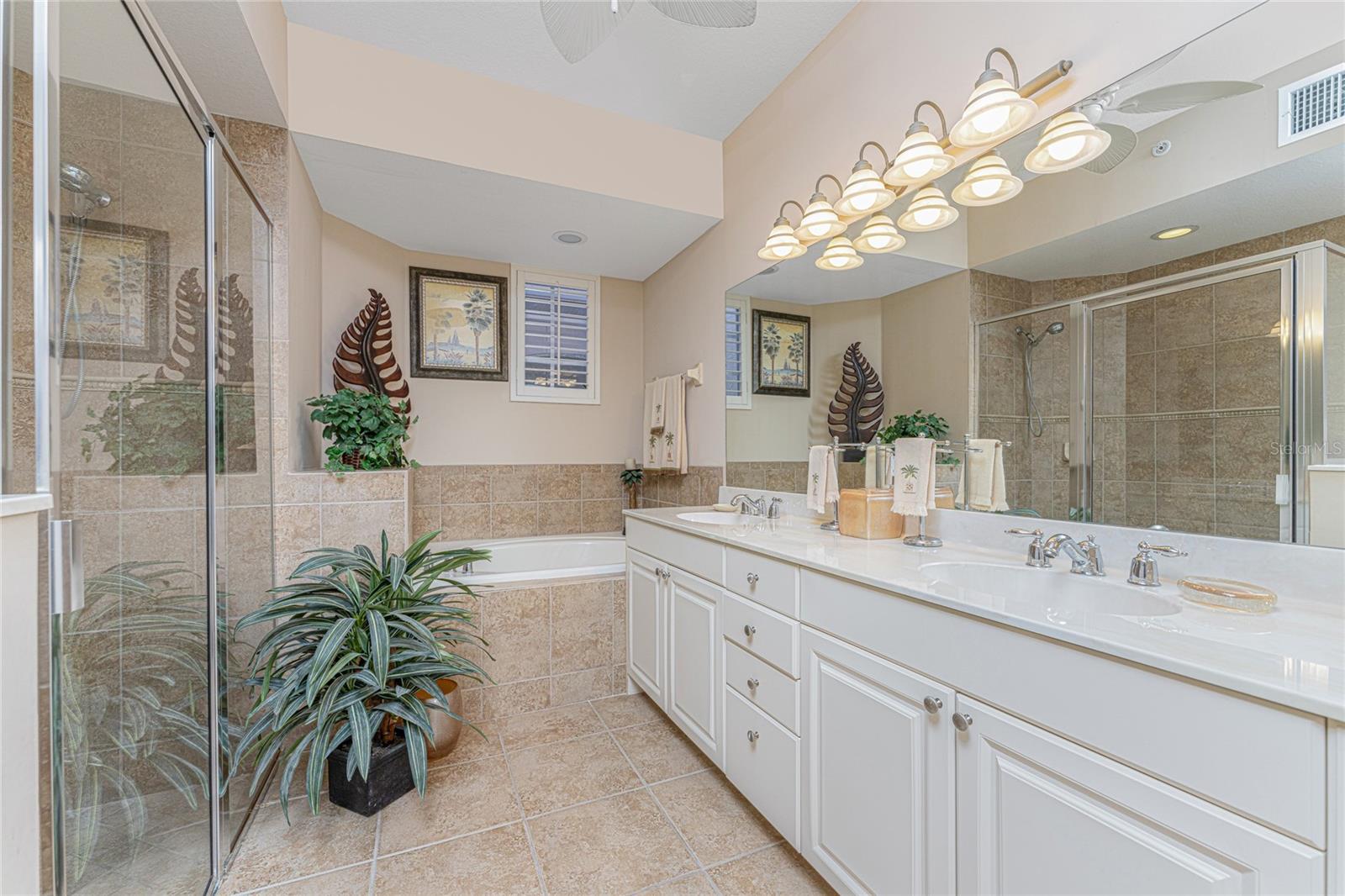 4648 CLUB DR #102, PORT CHARLOTTE, FL, 33953