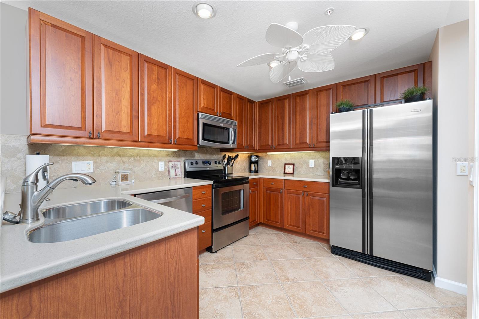 4648 CLUB DR #102, PORT CHARLOTTE, FL, 33953