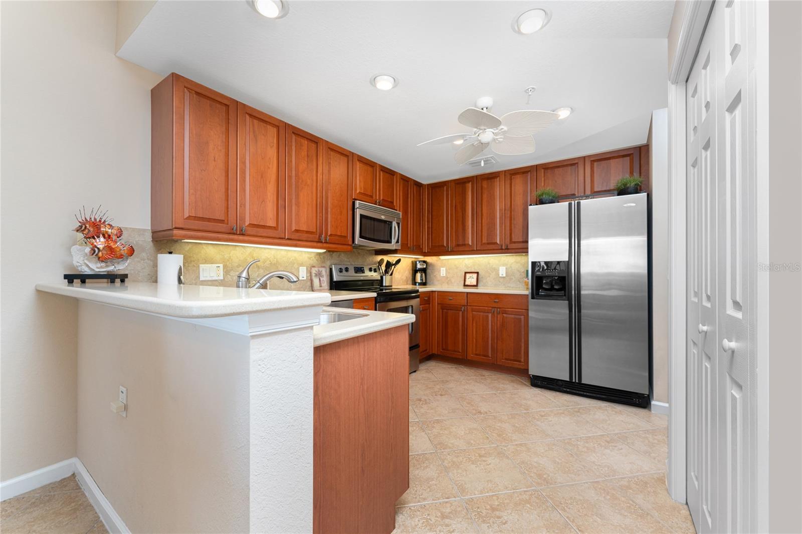 4648 CLUB DR #102, PORT CHARLOTTE, FL, 33953