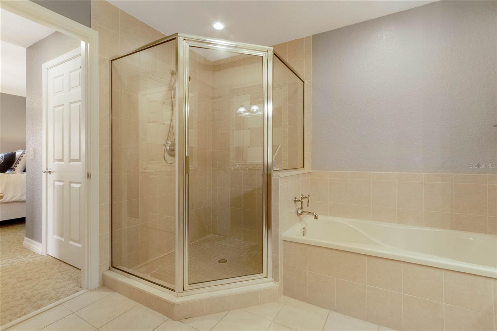 1116 SUNSET VIEW CIR #201, REUNION, FL, 34747