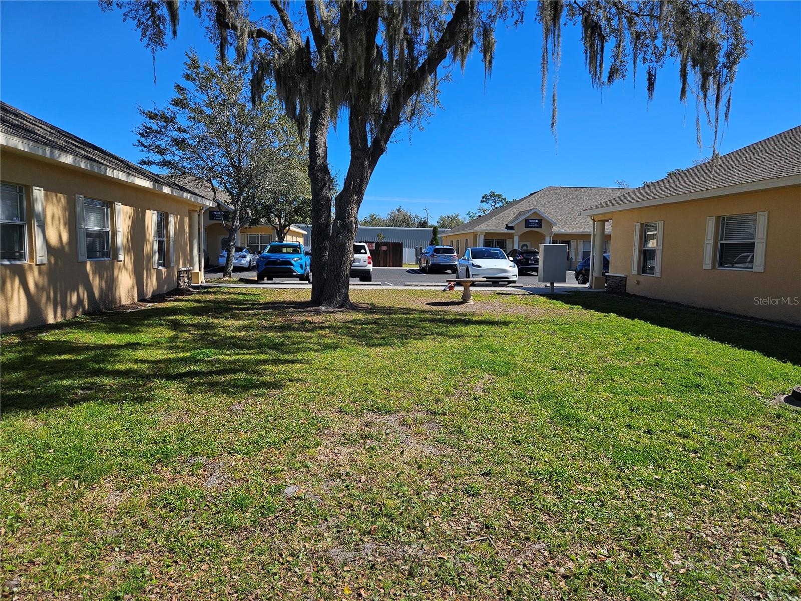 10011 WATER WORKS LN, RIVERVIEW, FL, 33578