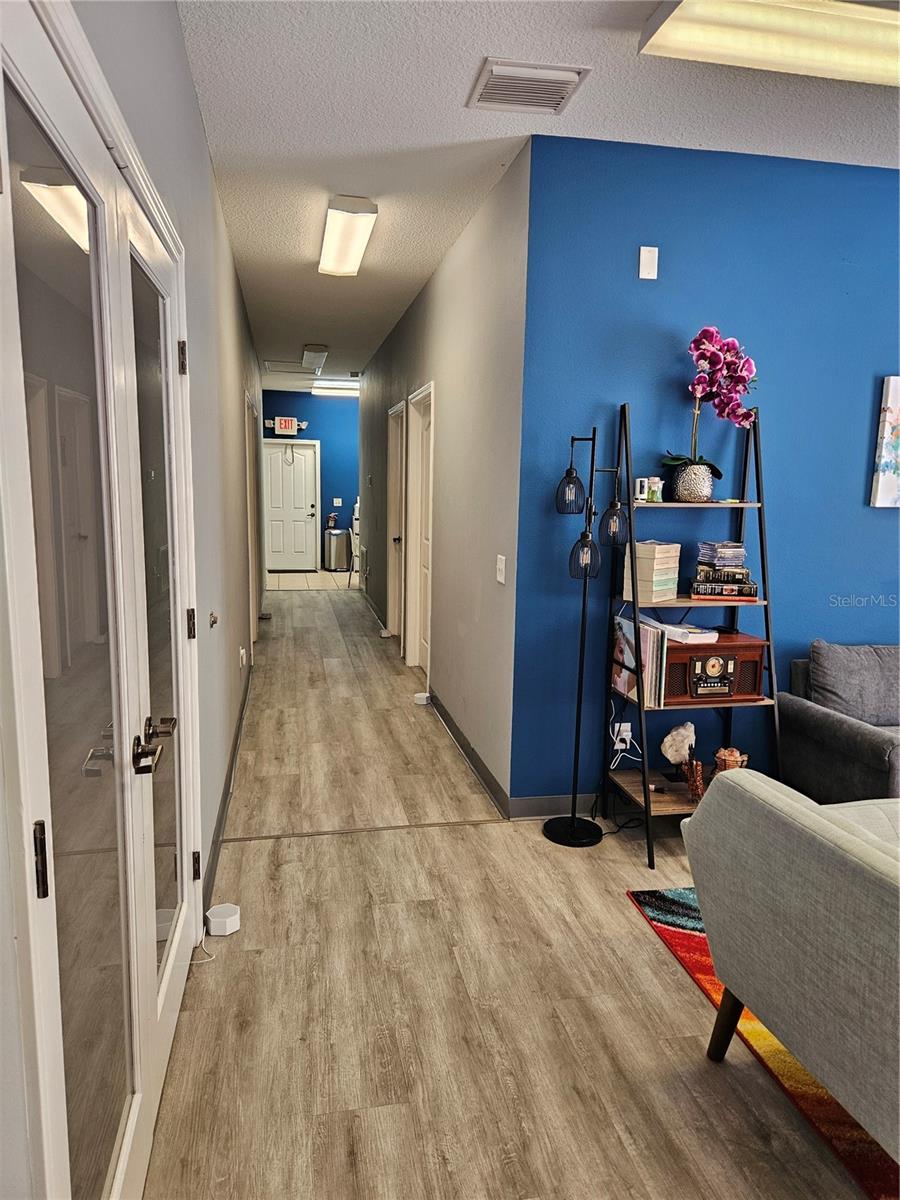 10011 WATER WORKS LN, RIVERVIEW, FL, 33578