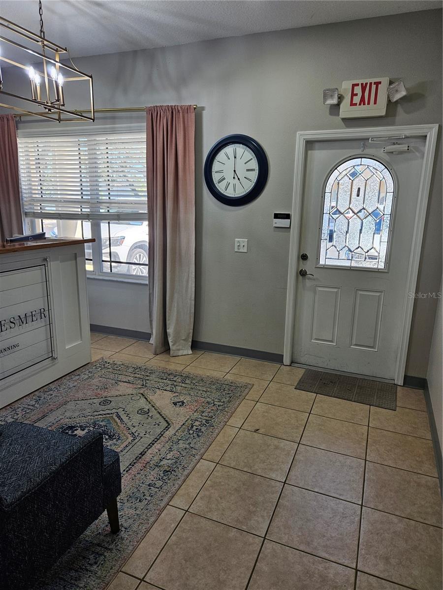 10011 WATER WORKS LN, RIVERVIEW, FL, 33578