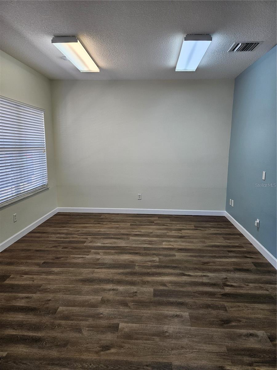 10011 WATER WORKS LN, RIVERVIEW, FL, 33578