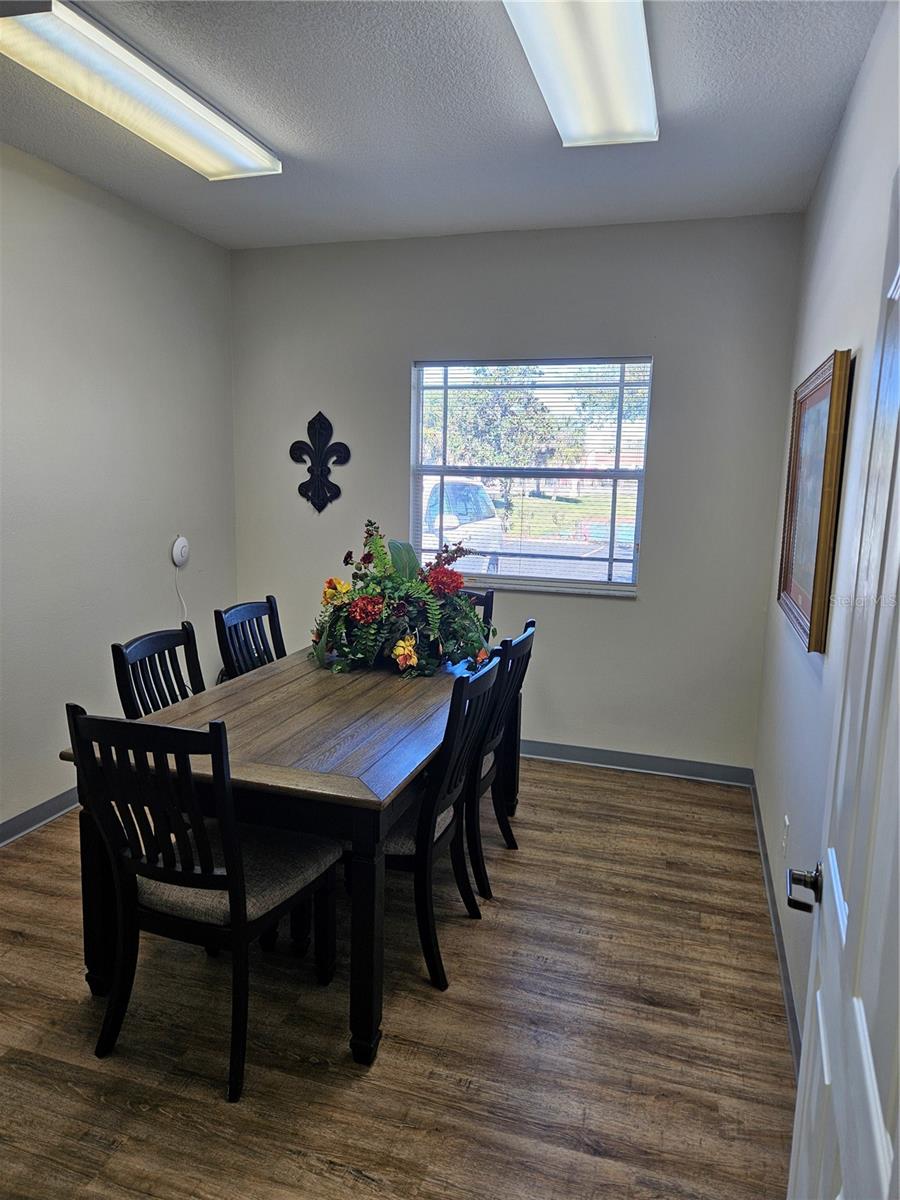 10011 WATER WORKS LN, RIVERVIEW, FL, 33578