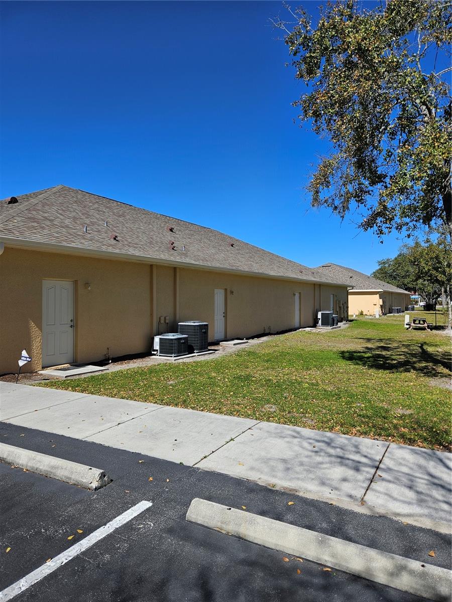 10011 WATER WORKS LN, RIVERVIEW, FL, 33578