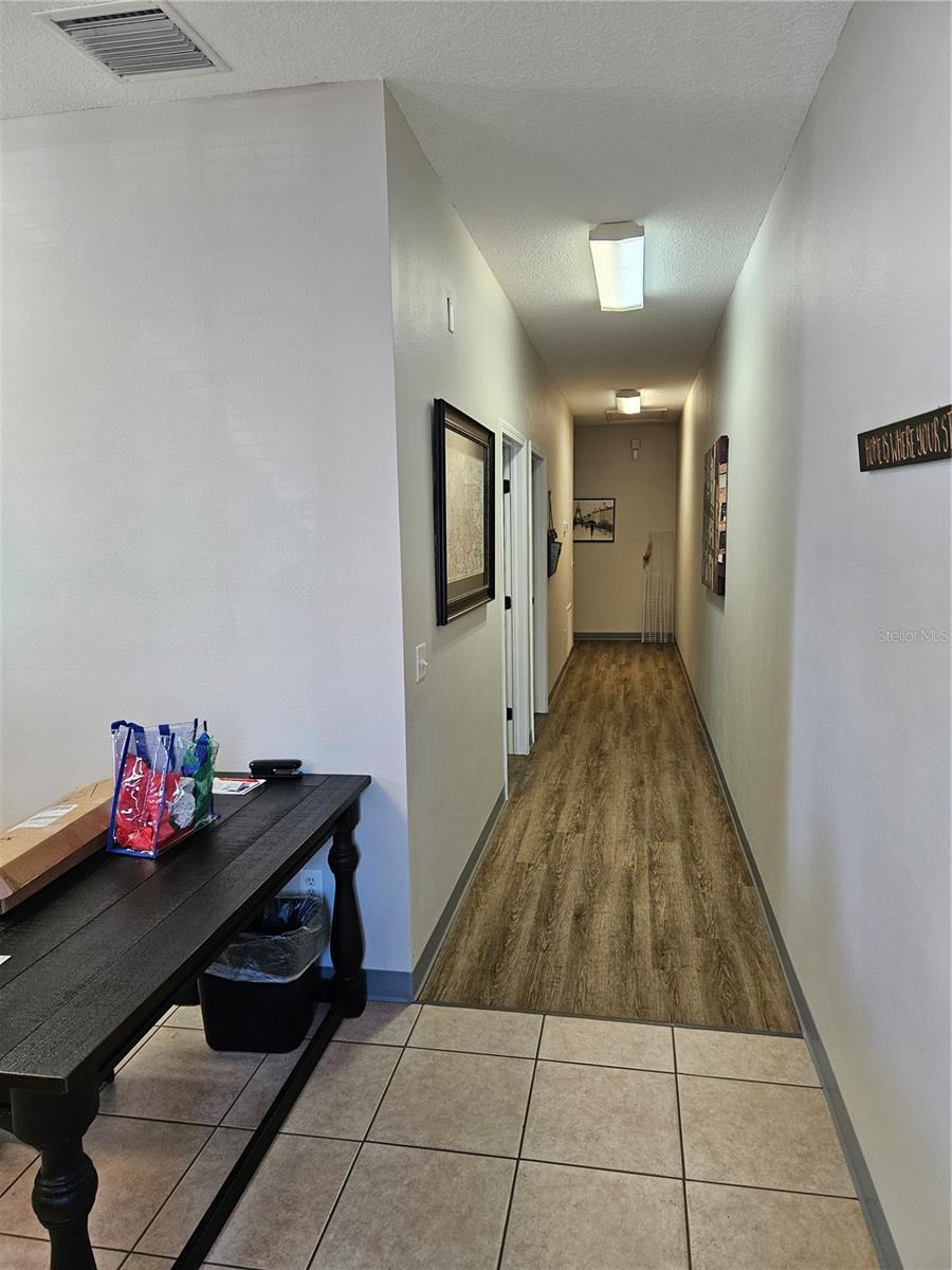 10011 WATER WORKS LN, RIVERVIEW, FL, 33578