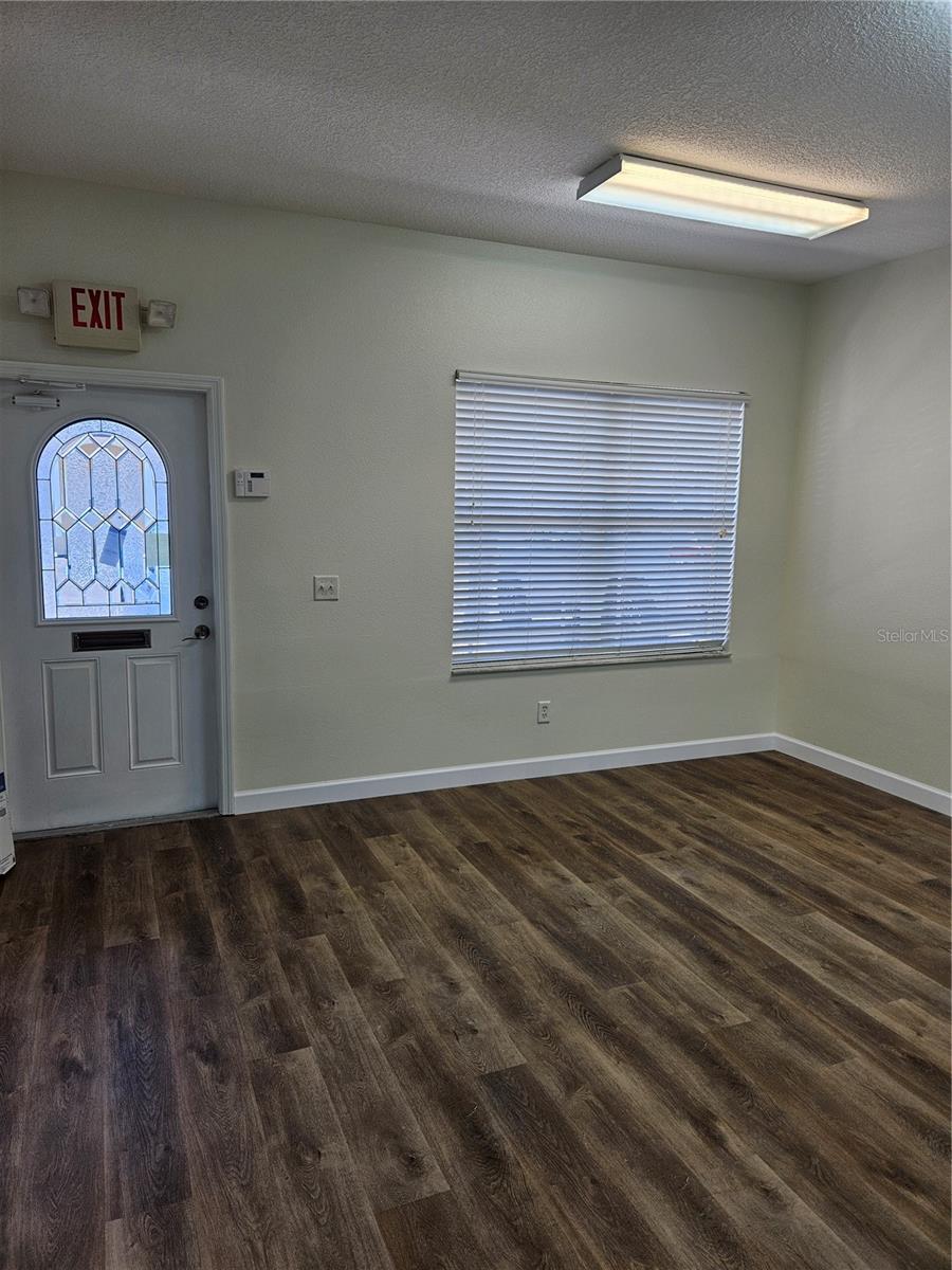 10011 WATER WORKS LN, RIVERVIEW, FL, 33578