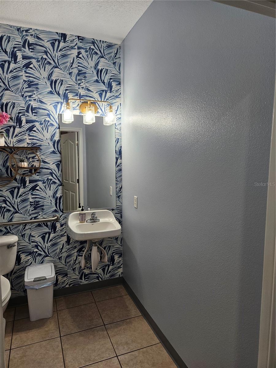 10011 WATER WORKS LN, RIVERVIEW, FL, 33578
