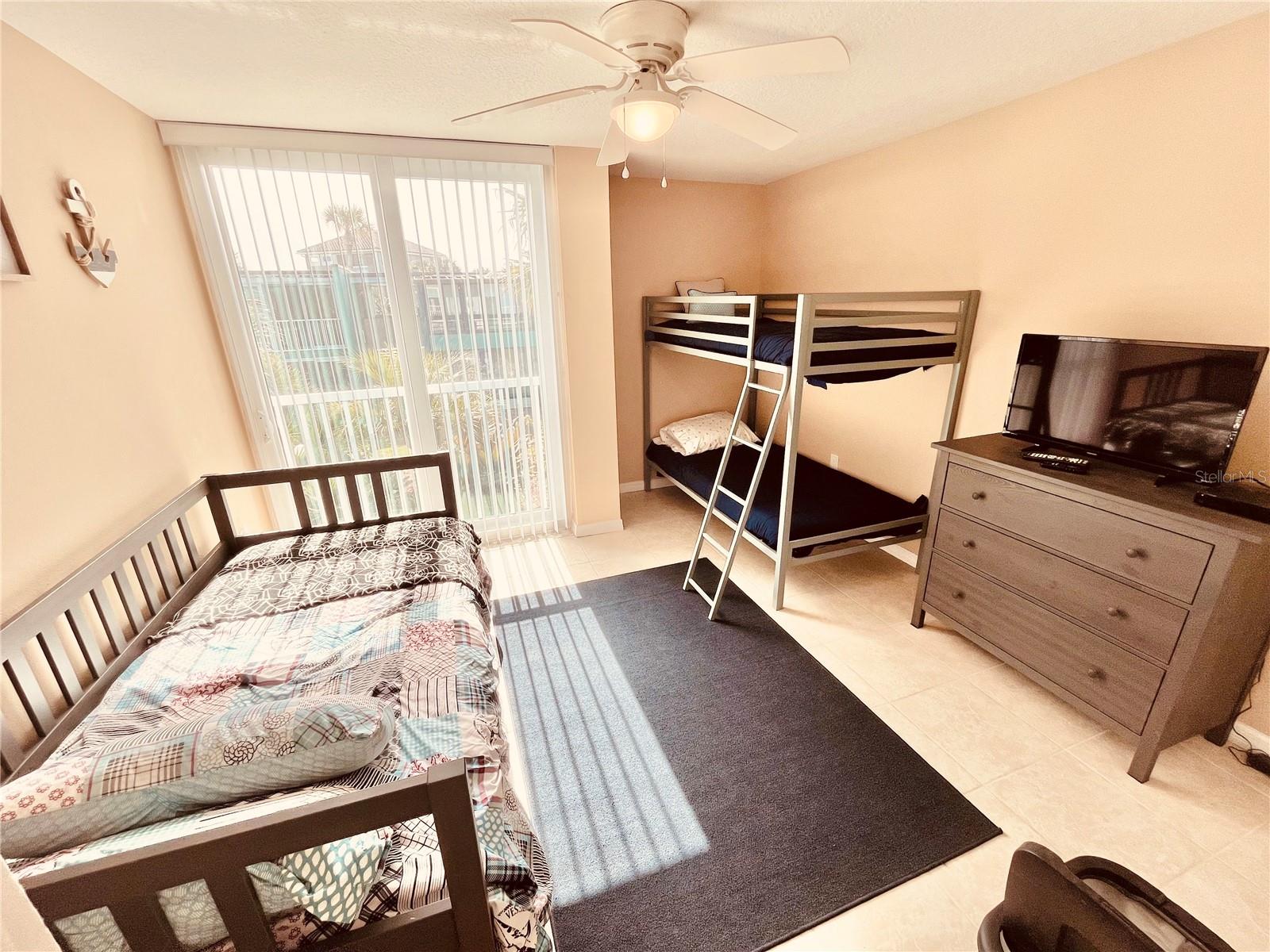 5500 OCEAN SHORE BLVD #33, ORMOND BEACH, FL, 32176