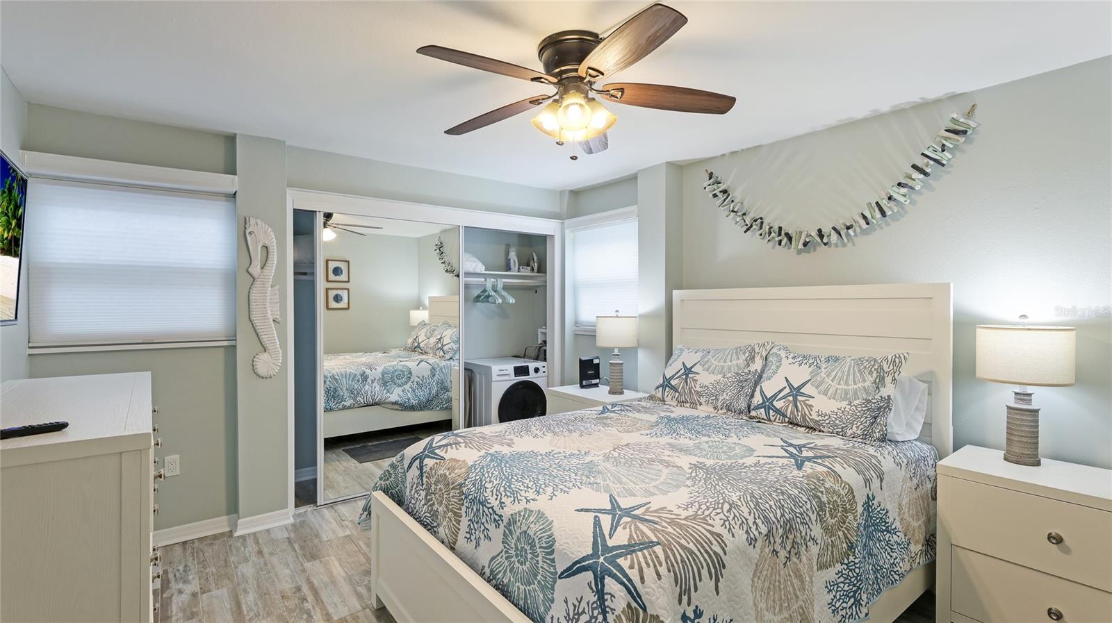 524 BEACH RD #A, SARASOTA, FL, 34242