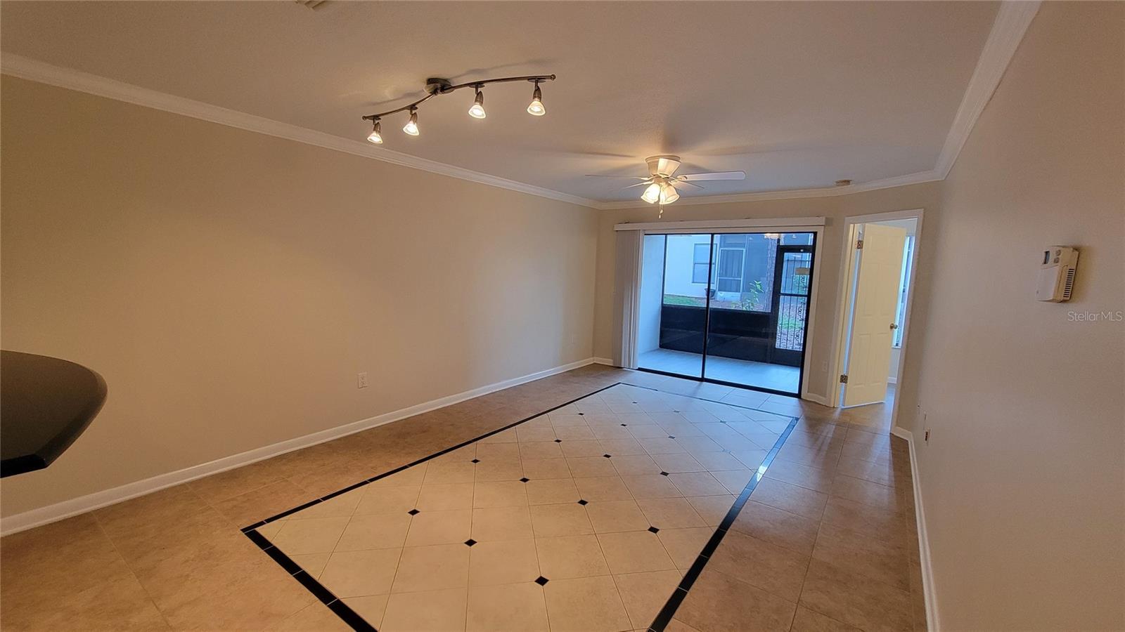 3000 S SEMORAN BLVD #11, ORLANDO, FL, 32822