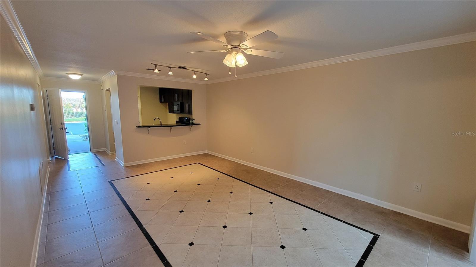 3000 S SEMORAN BLVD #11, ORLANDO, FL, 32822