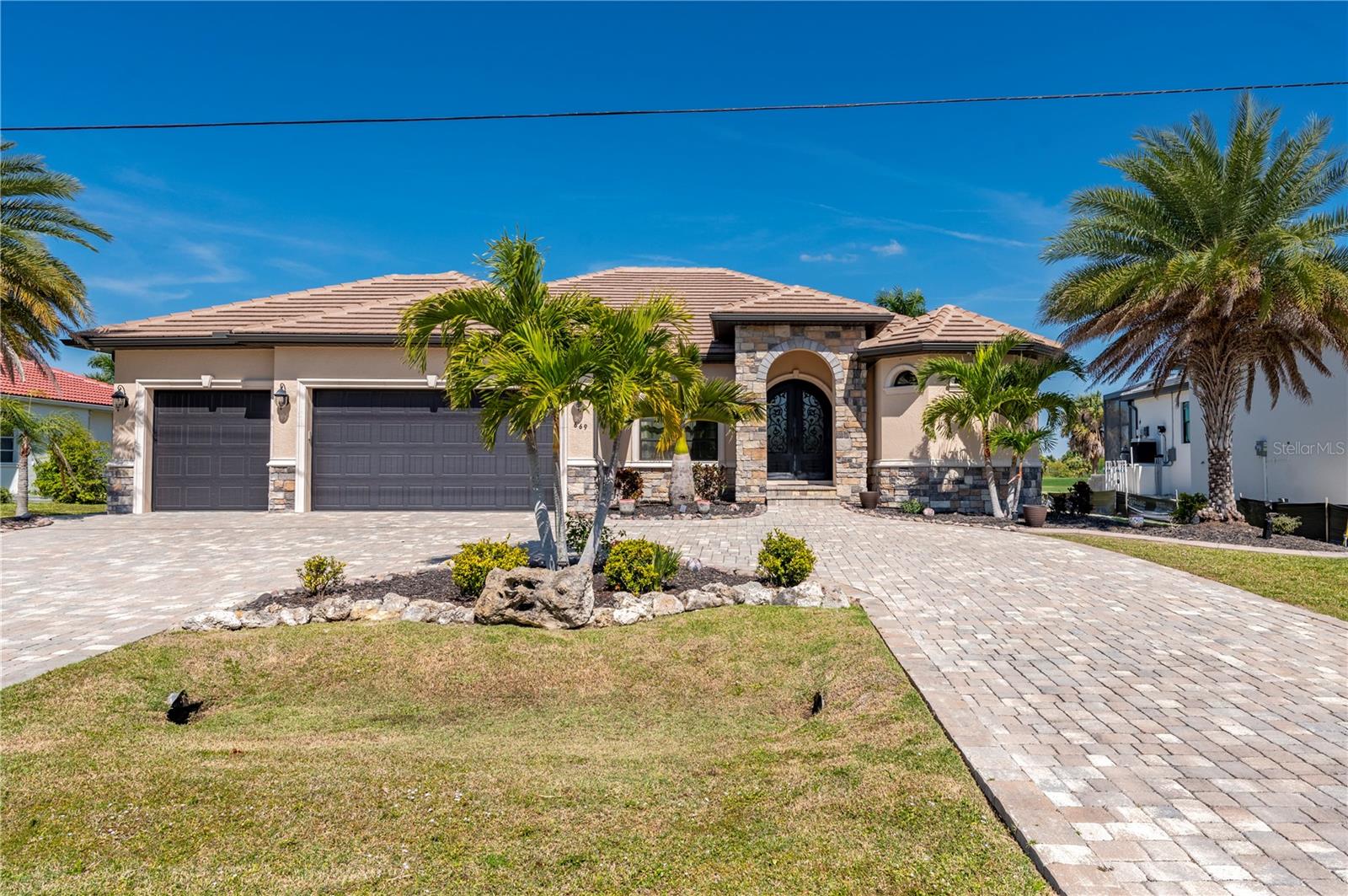669 MONACO DR, PUNTA GORDA, FL, 33950
