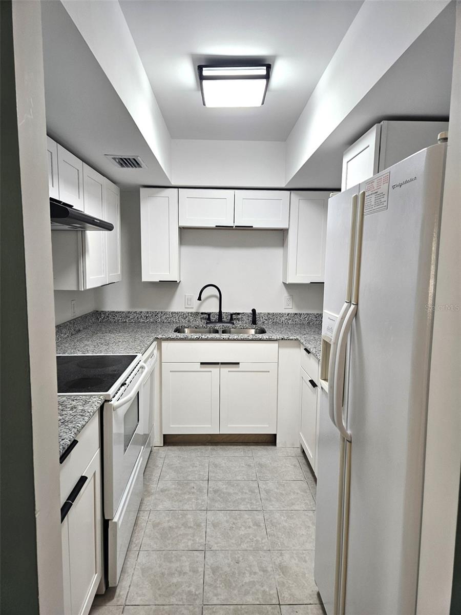 21280 BRINSON AVE #205, PORT CHARLOTTE, FL, 33952