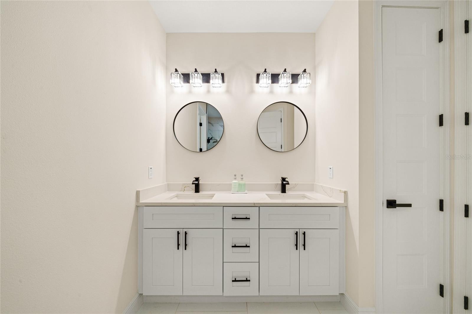 30309 APRICOT AVE, EUSTIS, FL, 32736