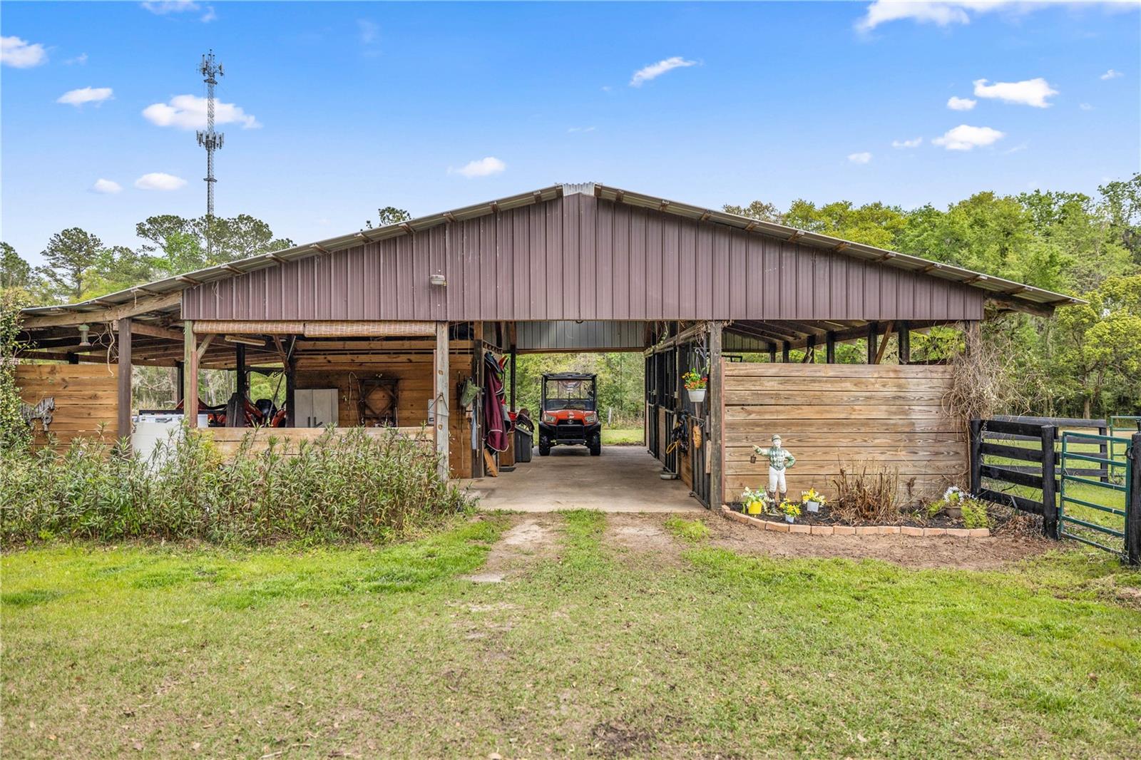 14305 NW GAINESVILLE RD, REDDICK, FL, 32686