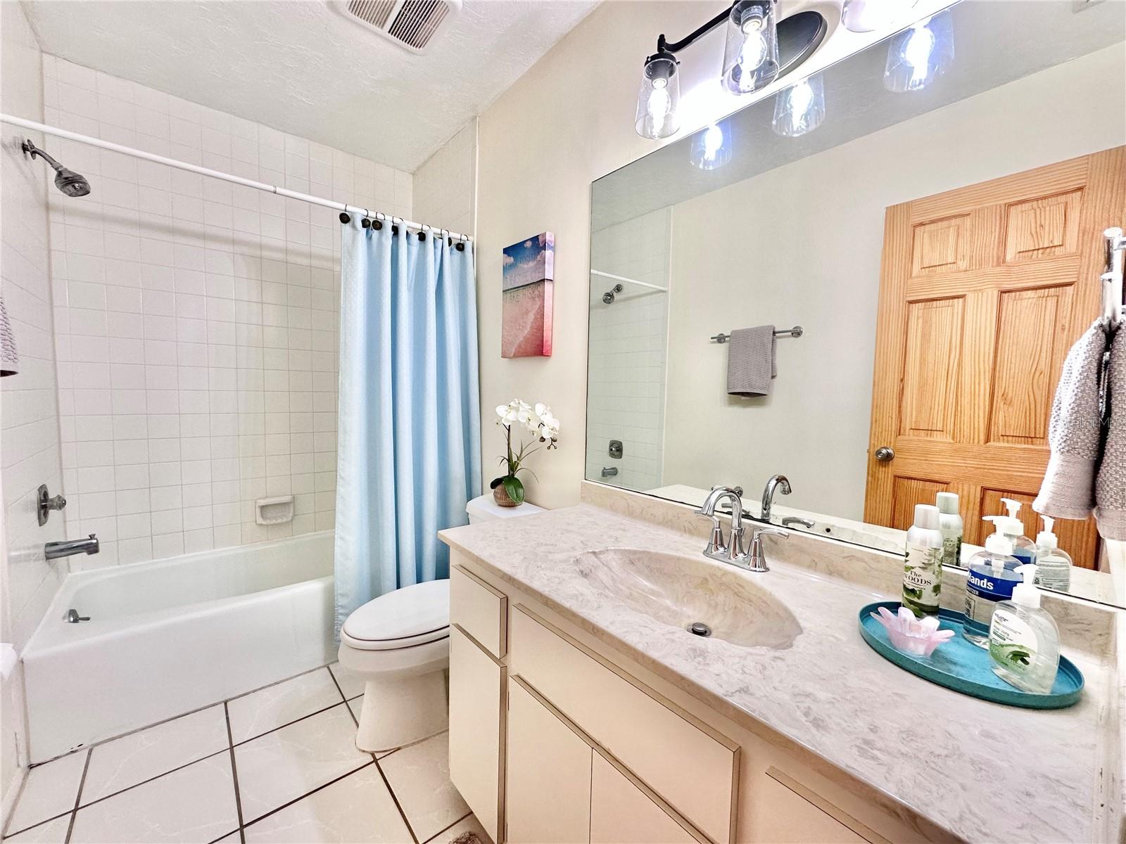 9034 MIDNIGHT PASS RD #6, SARASOTA, FL, 34242