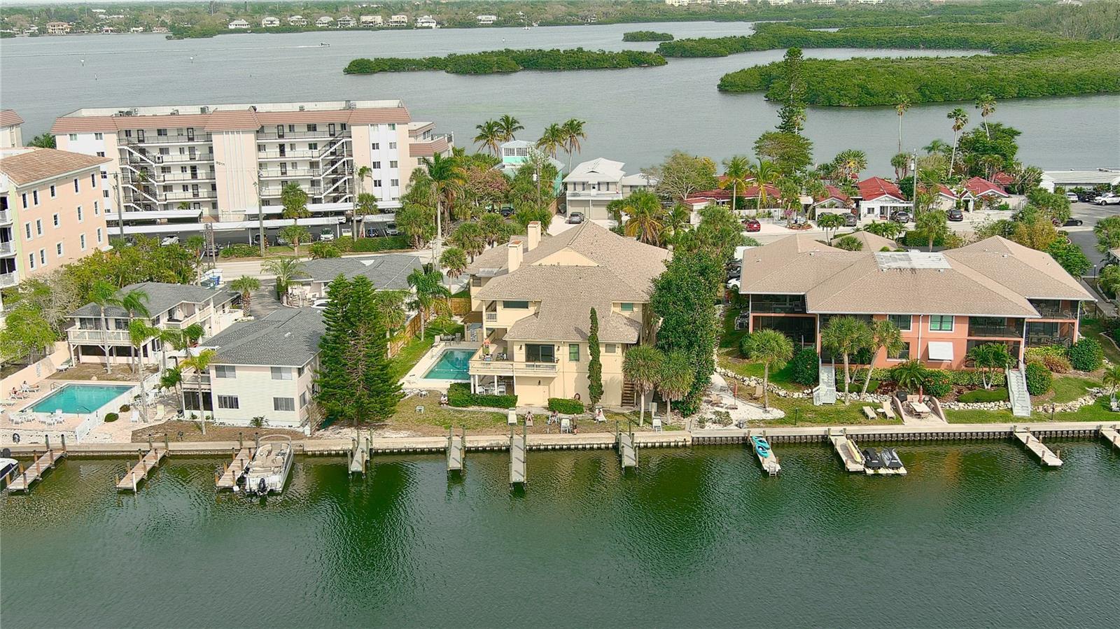 9034 MIDNIGHT PASS RD #6, SARASOTA, FL, 34242