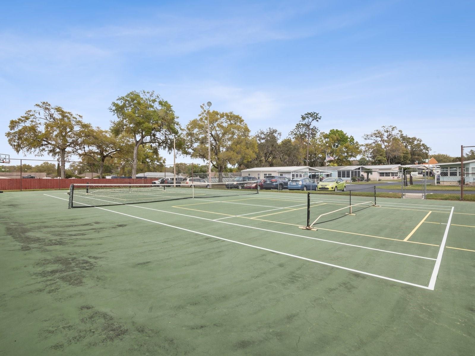 37527 EL SOL AVE, ZEPHYRHILLS, FL, 33541