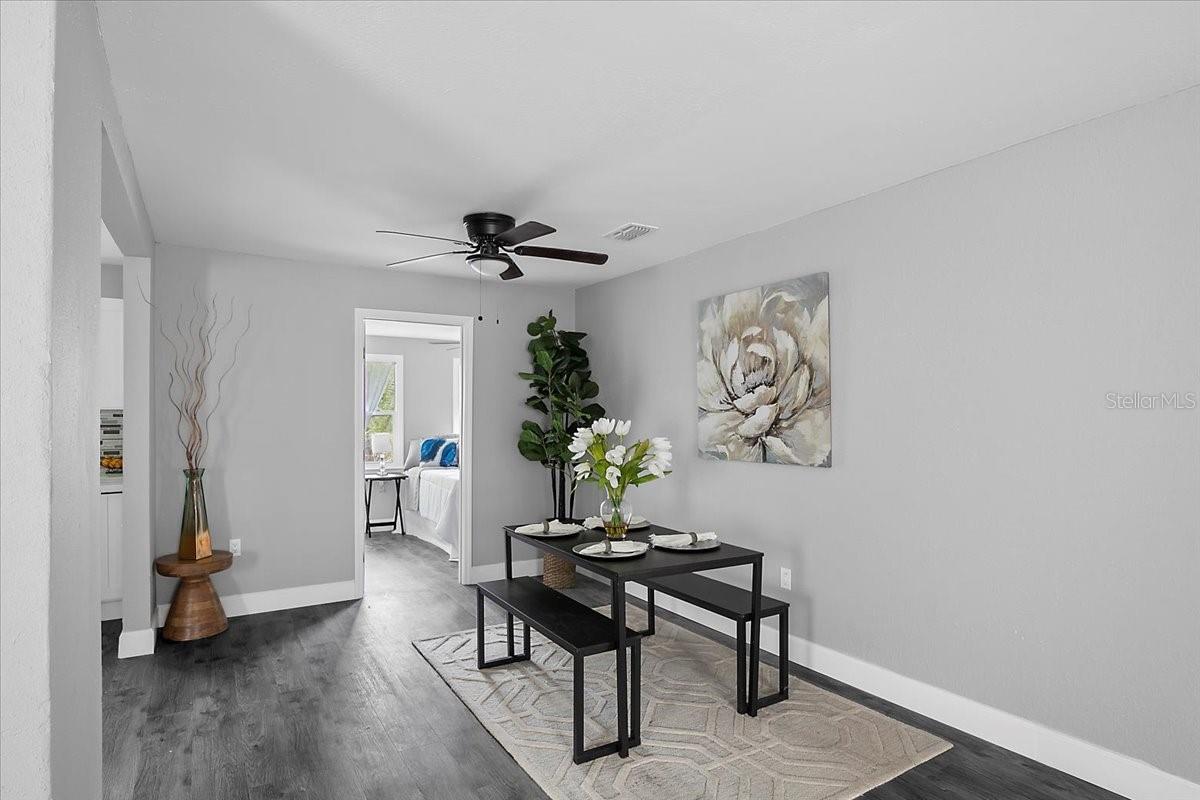 3007 DIXIE AVE, SARASOTA, FL, 34234