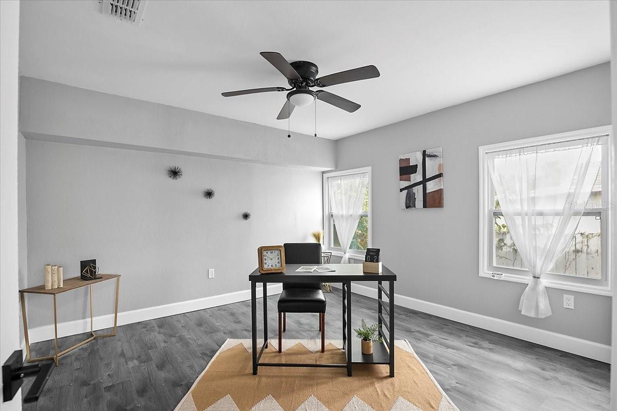 3007 DIXIE AVE, SARASOTA, FL, 34234