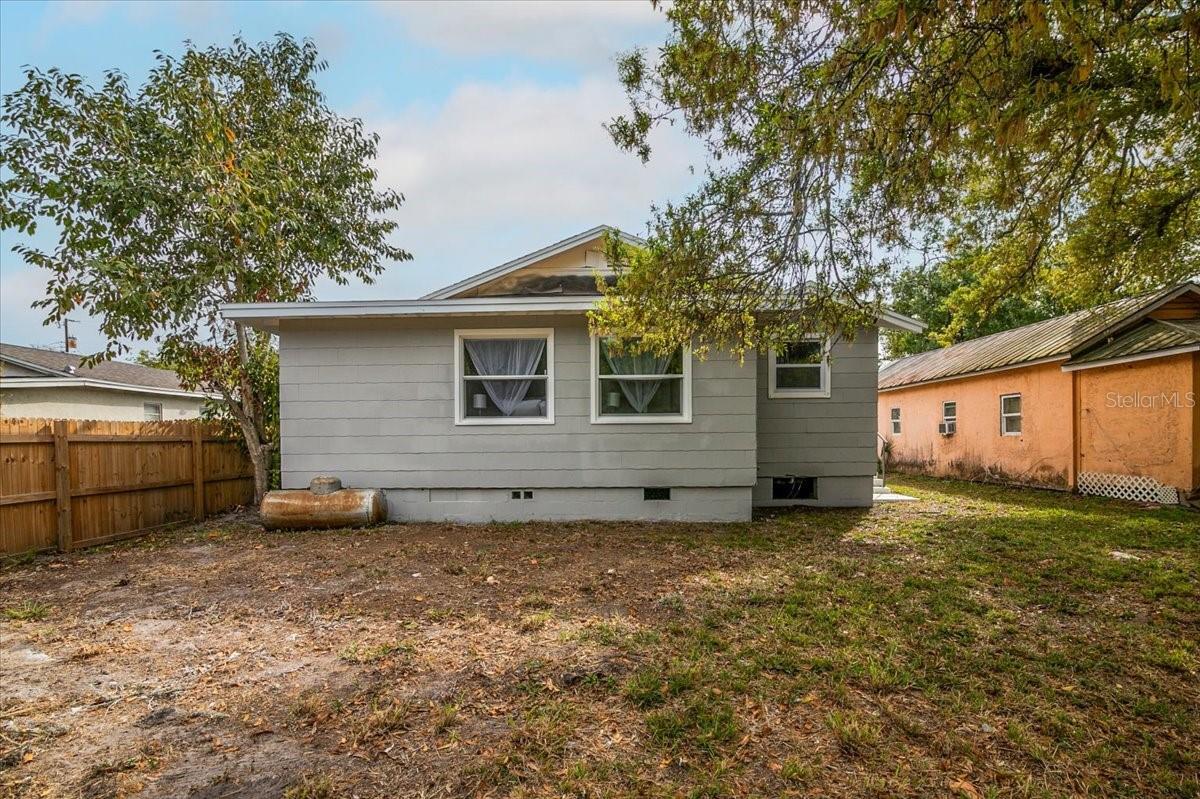 3007 DIXIE AVE, SARASOTA, FL, 34234