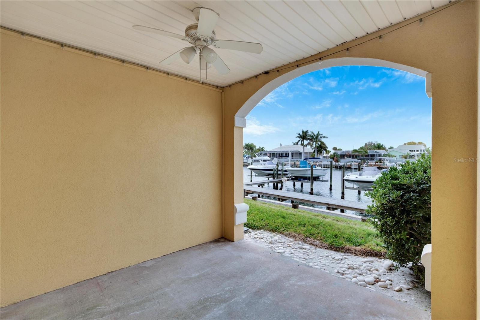 6414 SUNSET BAY CIR, APOLLO BEACH, FL, 33572