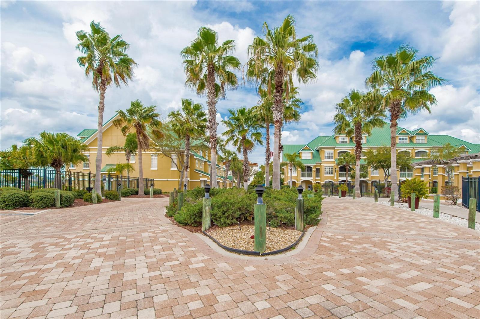 6414 SUNSET BAY CIR, APOLLO BEACH, FL, 33572