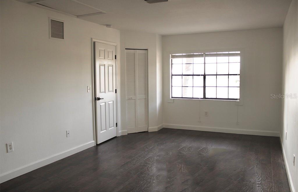 10330 TURKEY LAKE RD #A-4 AK/A 107, ORLANDO, FL, 32819