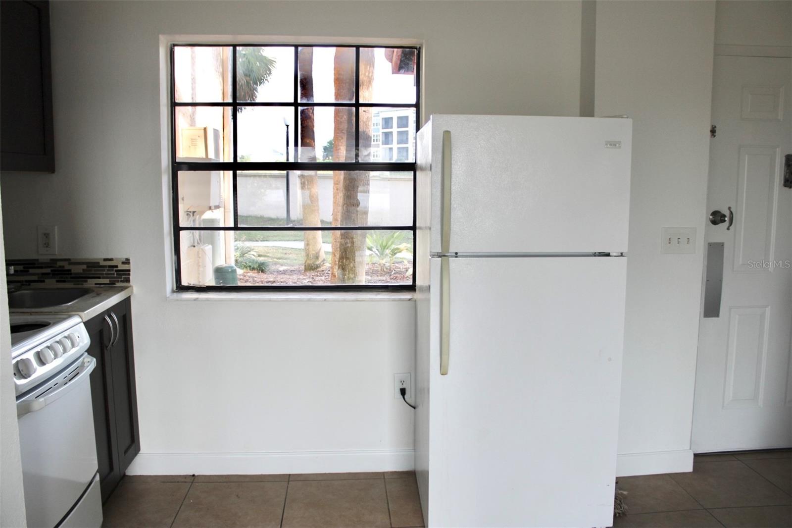 10330 TURKEY LAKE RD #A-4 AK/A 107, ORLANDO, FL, 32819
