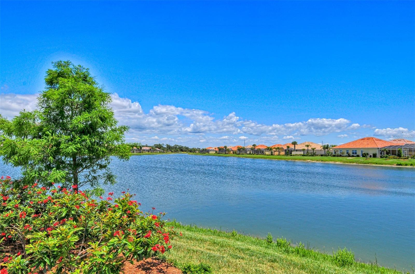 1749 BURGOS DR, SARASOTA, FL, 34238