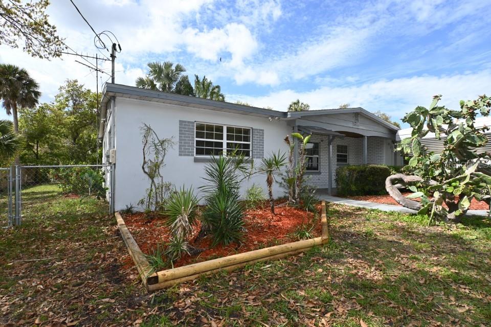 8827 W MILLPOINT RD, RIVERVIEW, FL, 33578