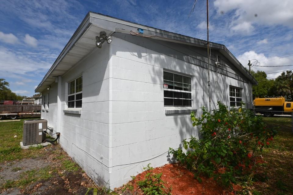 8827 W MILLPOINT RD, RIVERVIEW, FL, 33578