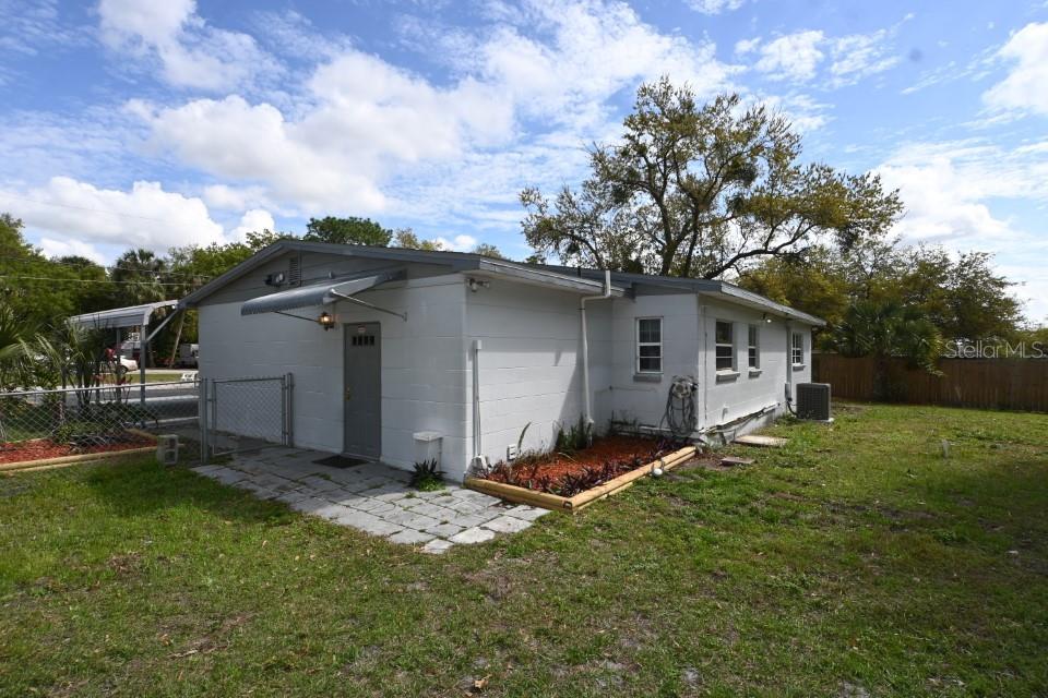 8827 W MILLPOINT RD, RIVERVIEW, FL, 33578
