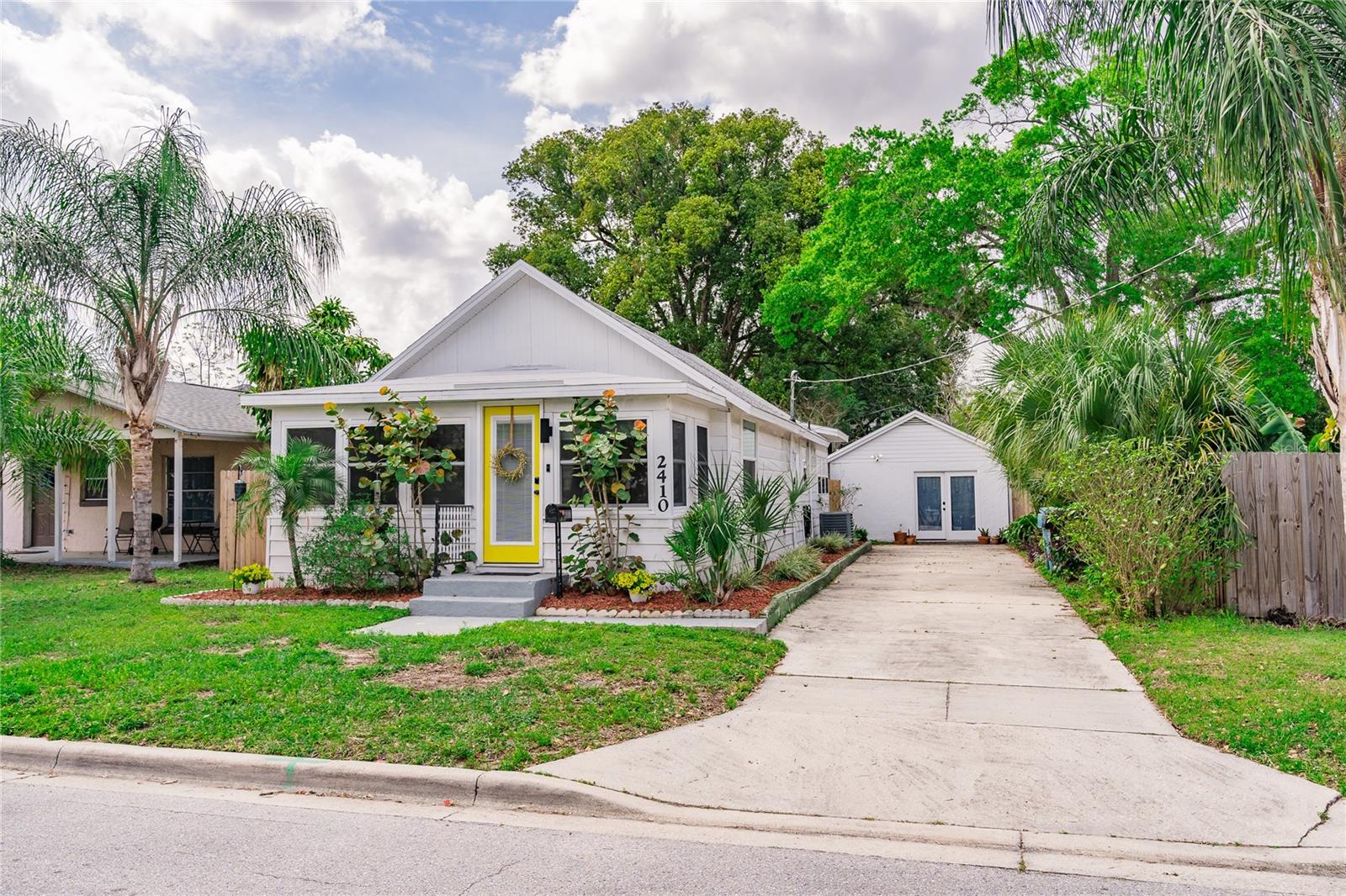 2410 CENTER AVE, ORLANDO, FL, 32806