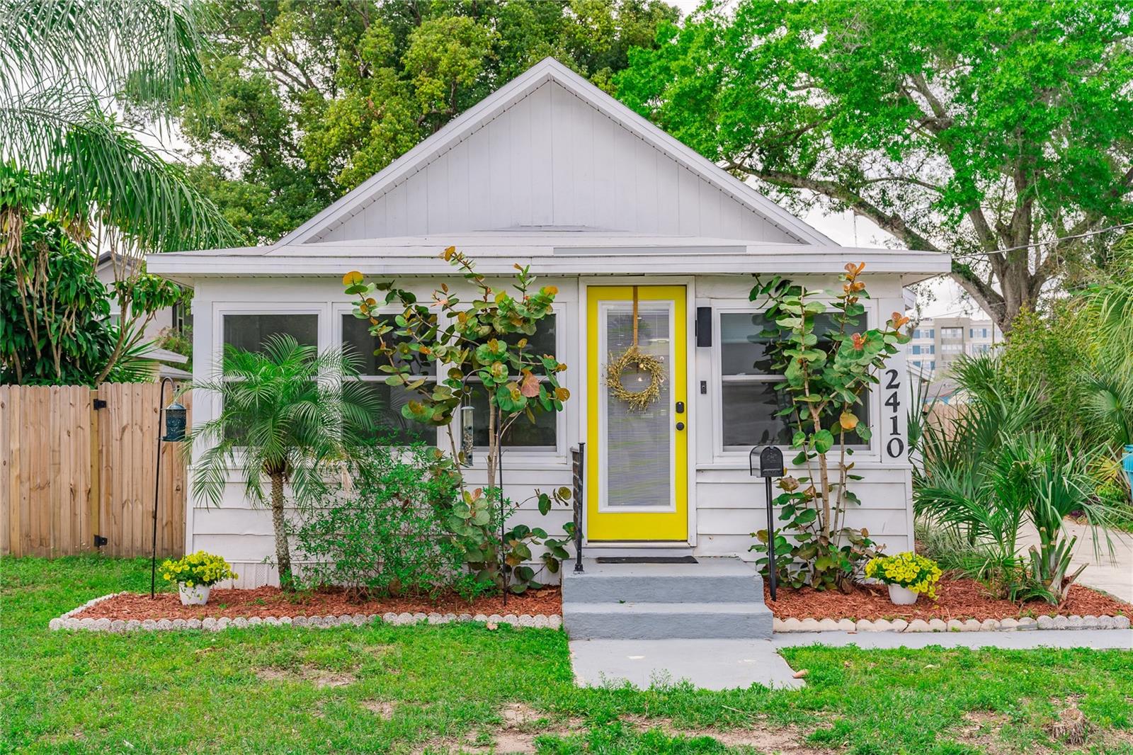 2410 CENTER AVE, ORLANDO, FL, 32806