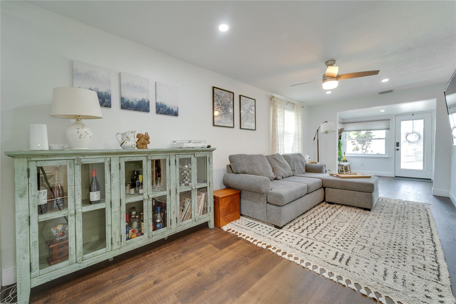 2410 CENTER AVE, ORLANDO, FL, 32806