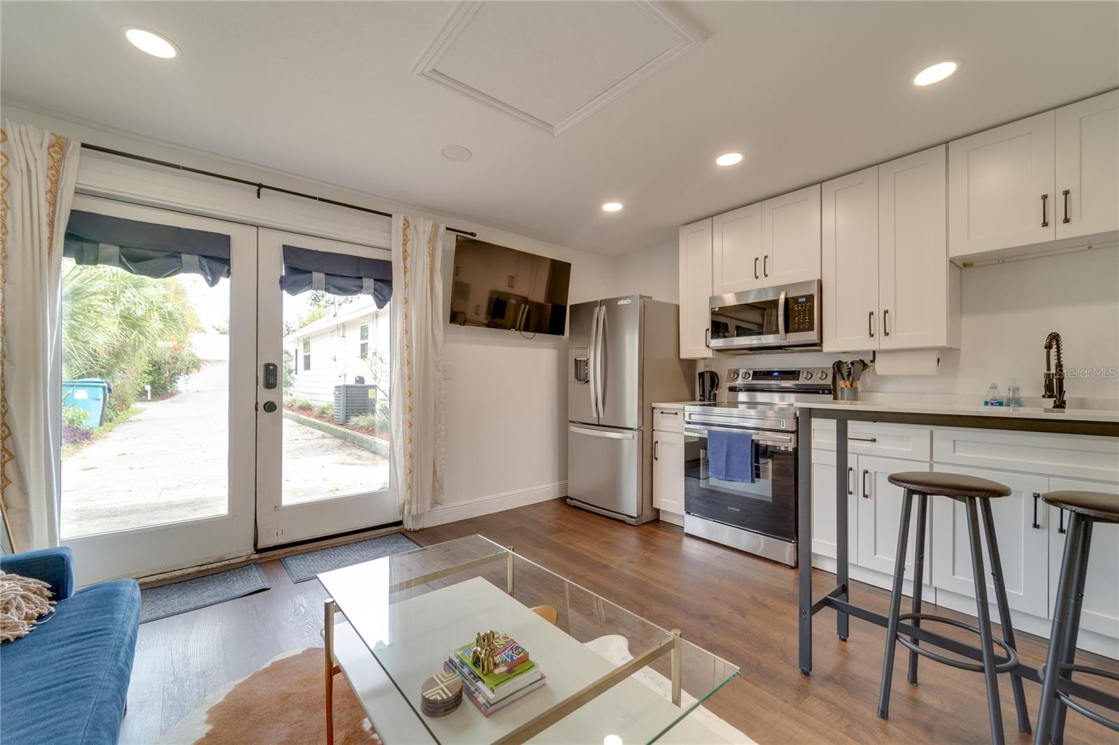2410 CENTER AVE, ORLANDO, FL, 32806