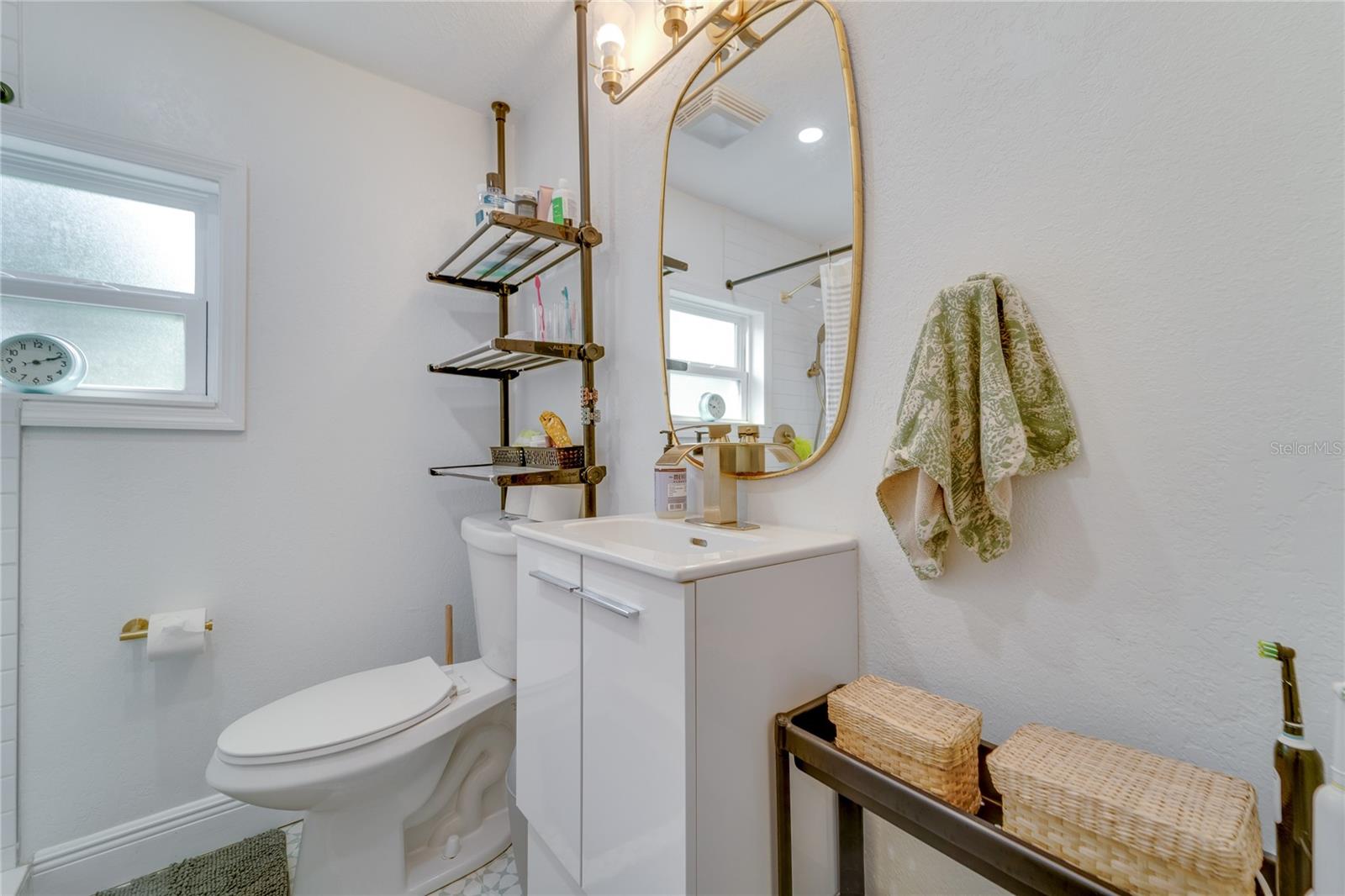 2410 CENTER AVE, ORLANDO, FL, 32806