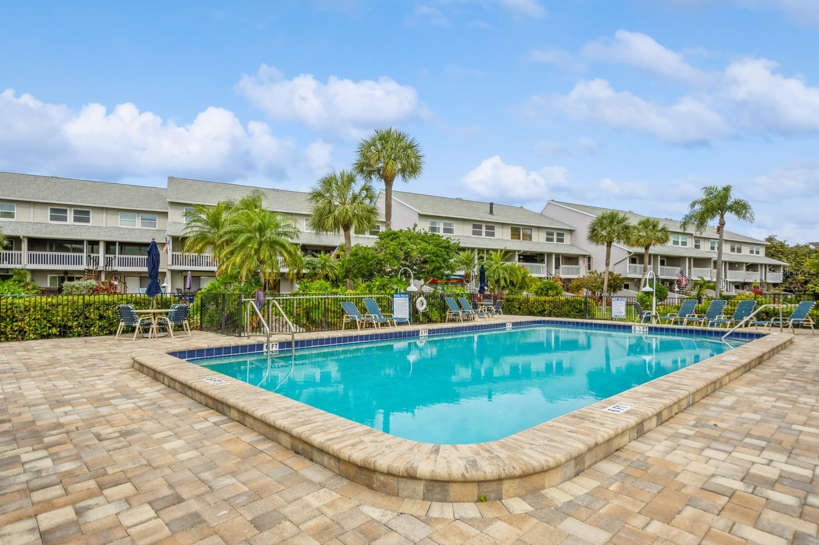 1355 PINELLAS BAYWAY S #4, TIERRA VERDE, FL, 33715