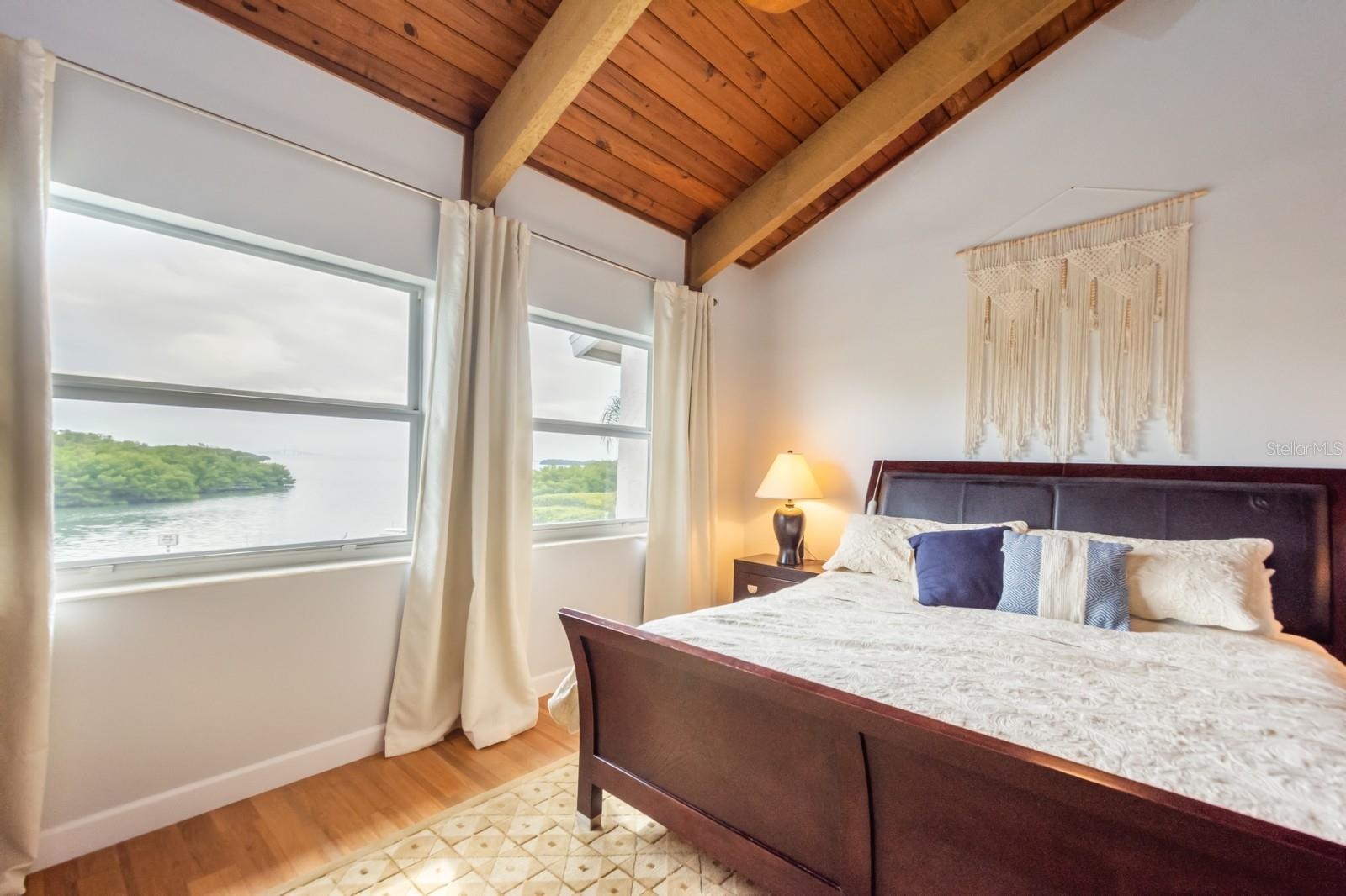 1355 PINELLAS BAYWAY S #4, TIERRA VERDE, FL, 33715