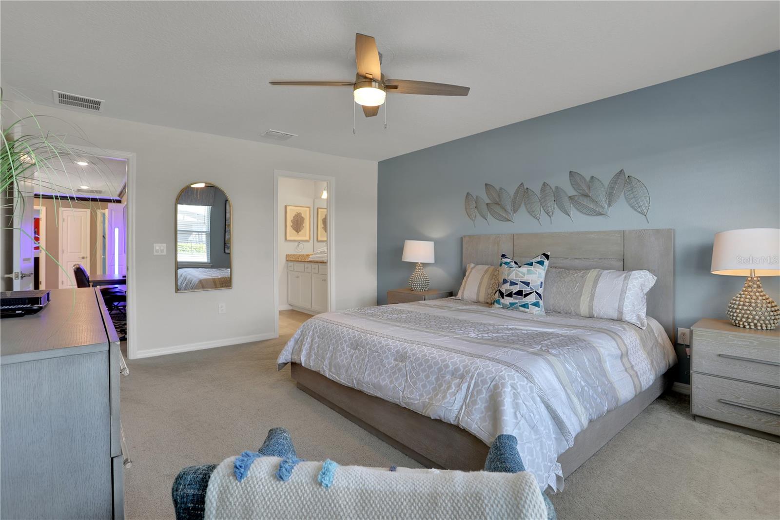 900 PARADISE DR, DAVENPORT, FL, 33897