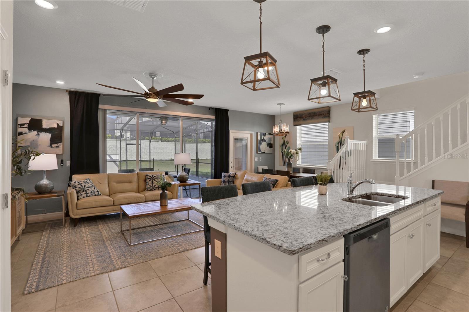 900 PARADISE DR, DAVENPORT, FL, 33897
