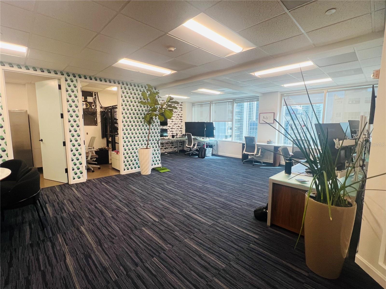 100 SE 3RD AVE, FORT LAUDERDALE, FL, 33394